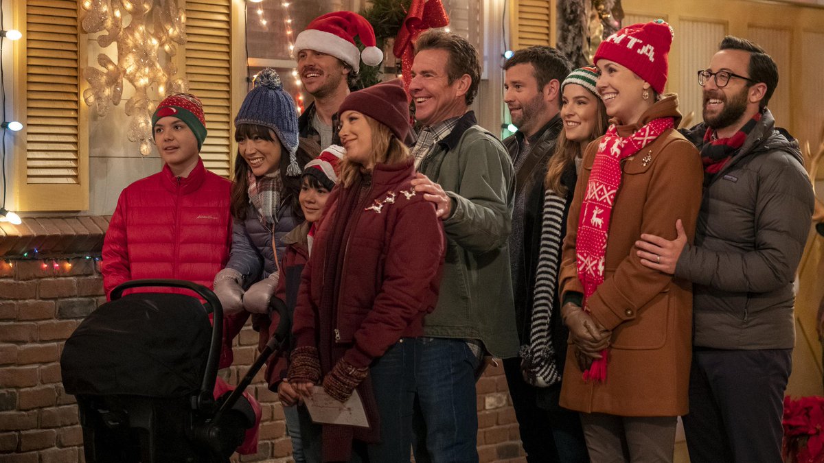 modytalkmovies's tweet photo. #MerryHappyWhatever Season 1 (2019)

"A strong-willed father navigates the stress of the holiday season when his daughter brings her new boyfriend home for Christmas" https://t.co/HTz6FQKPiO