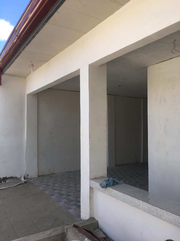 kuya_KD's tweet photo. Malapit nang matapos ang pagrenovate ng bahay namin. #ubospera https://t.co/l23QJ4kb2Q