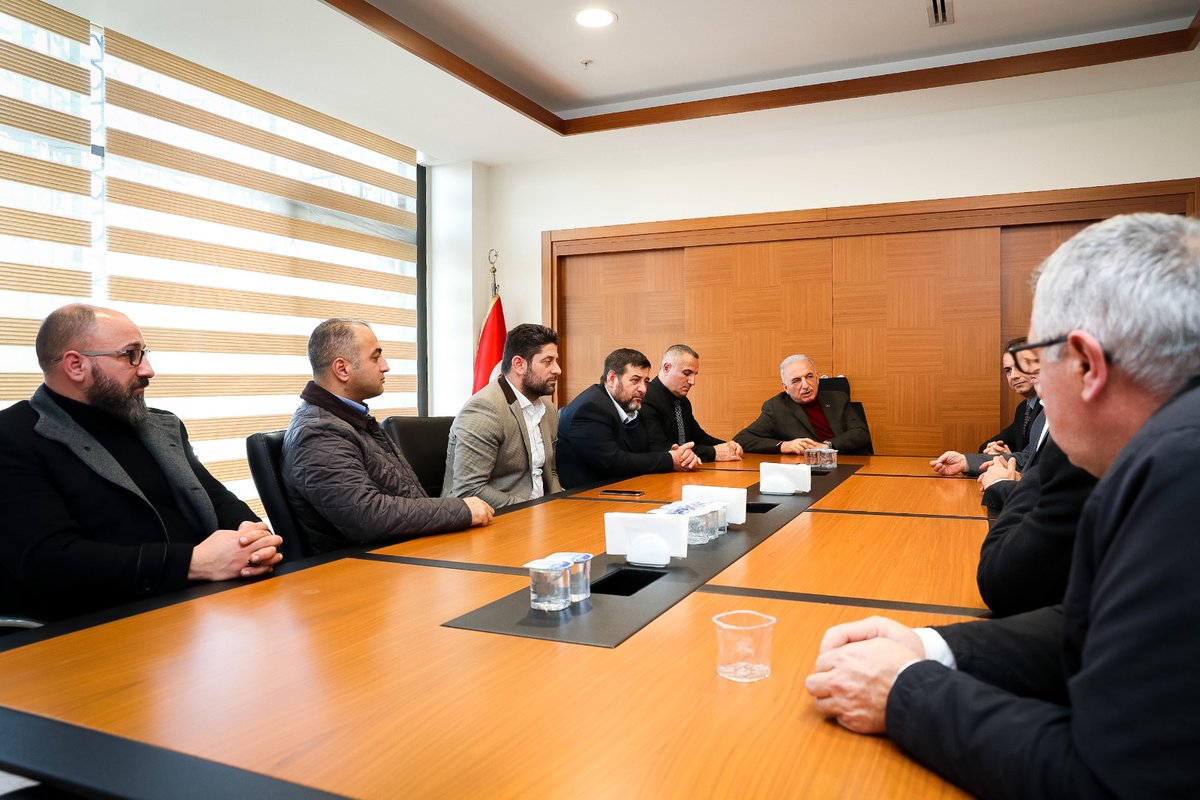 Ümraniye Erzurumlular Derneği (@erzurum_dernegi) on Twitter photo Ümraniye Erzurumlular Derneği yeni yönetimi olarak, <a href="/umraniyebeltr/">Ümraniye Belediyesi</a> Başkanı Sayın <a href="/ismetyildirimtr/">İsmet Yıldırım</a> 'yi makamında ziyaret ettik. Ümraniye Erzurumlular Derneği yeni yönetimi olarak, <a href="/umraniyebeltr/">Ümraniye Belediyesi</a> Başkanı Sayın <a href="/ismetyildirimtr/">İsmet Yıldırım</a> 'yi makamında ziyaret ettik.