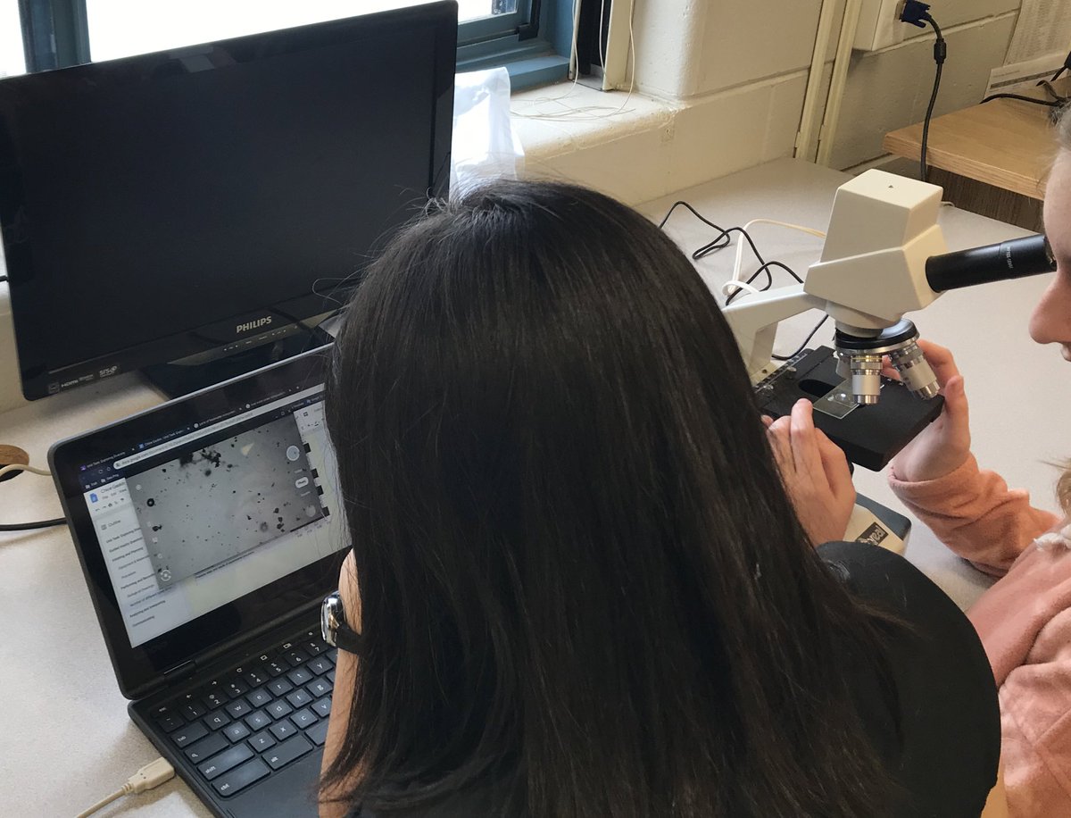 Mr_McClenaghan's tweet photo. Wow! With our new microscope, and our #chromebooks students are capturing video and picture evidence of living things in our water sample. Next steps: biological drawing using the pictures or @WeVideo to document our findings!! @GlenDhuPS #ddsbshift #ddsbinnovation #ddsb https://t.co/4JhEEA62CV