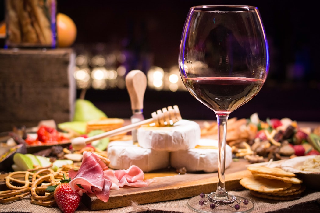 BEApartment's tweet photo. #Barcelona #Wine Week takes place from January 31 until February 5, enjoy the best wine in the city! 
https://t.co/aJi2Ft2kDp #wine #vino #winelovers #barna #apartment #travel #traveling #holidays #holiday #bcn #apartments  #vacationrentals #gaudi #gaudí #spain #catalonia #vacay https://t.co/qwIMYOi2hu