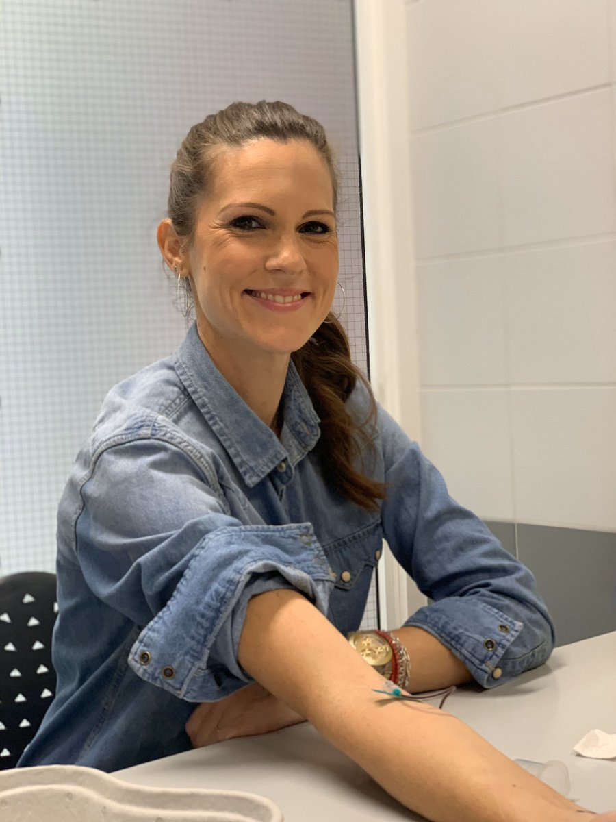 MarcosYanezS's tweet photo. Gracias a @david_marri y a @NataliaCuellarB por venir al Hospital Dr. Negrín y ayudar a sumar más esperanza de vida con @runforleucemia 🎗🤩

#Donamédula #Donavida https://t.co/oJN7ZVIfMa
