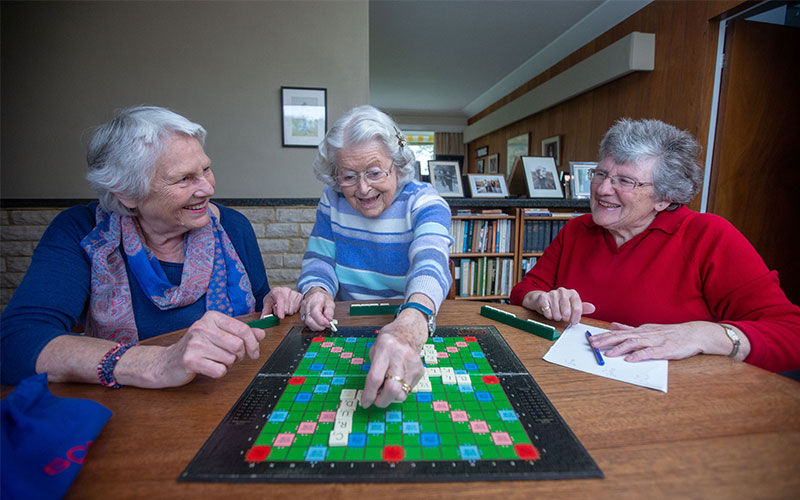 u3a_UK's tweet photo. June Spencer, who plays Peggy Woolley in #TheArchers tells #ThirdAgeMatters how working, exercise and scrabble with her U3A keeps her going at 100
Read it in #TAM next month!
@BBCTheArchers @BBCRadio4 https://t.co/irx9zNZ2IF