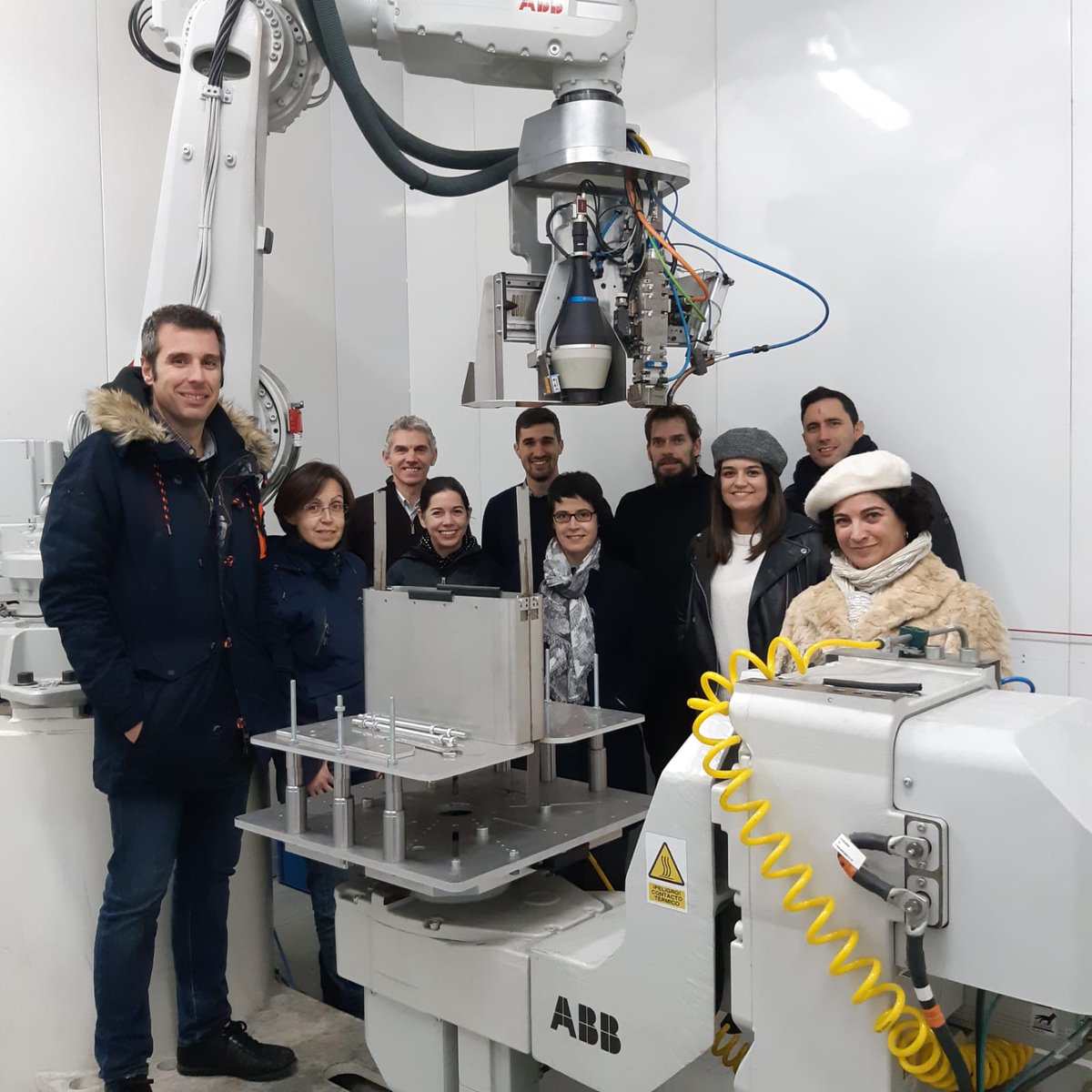 aimenct's tweet photo. 📸 Esta semana nuestros compañeros Aurora López, Álvaro Prada y Antía Fernández participan en la reunión de seguimiento del proyecto #REMEDI, organizada por #SMARMEC en #Zamudio. +INFO➡️ https://t.co/QzeFKsr0Ss
#SmartEureka #INNOGLOBAL2018 #AdvancedManufacturing #aimenteam https://t.co/JeVrLdW4ra