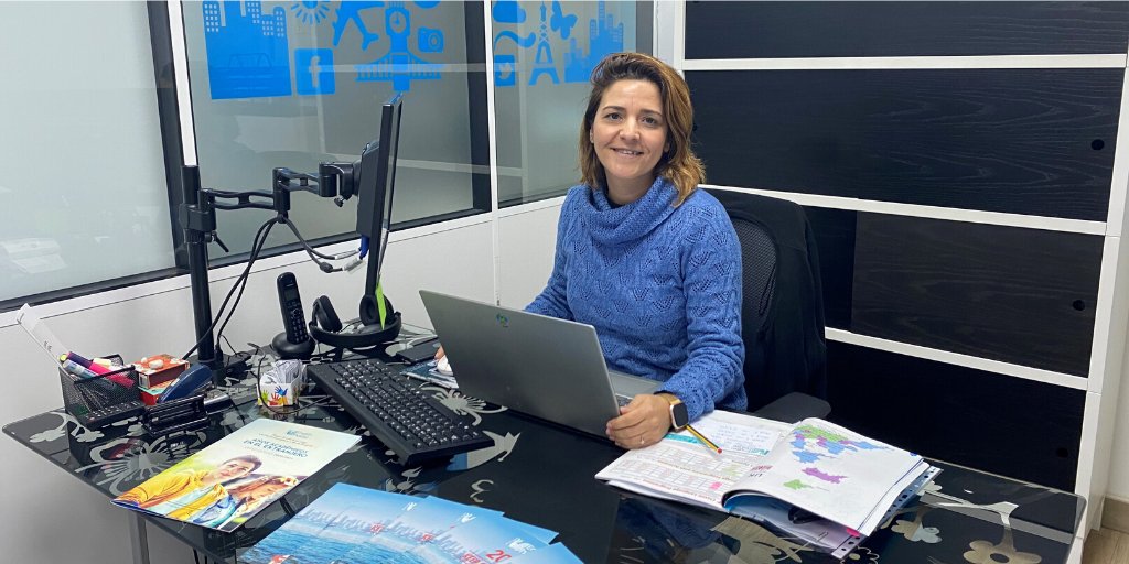 EnglishHouseAlm's tweet photo. Os presentamos a nuestra compañera Carmen de @ActiveGlobalEH quien va a estar en la academia los martes y jueves para asesoraros y orientaros sobre los cursos en el extranjero. Podéis venir a verla para que os de toda la información necesaria y resuelva todas vuestras dudas. https://t.co/KwUalMuglt