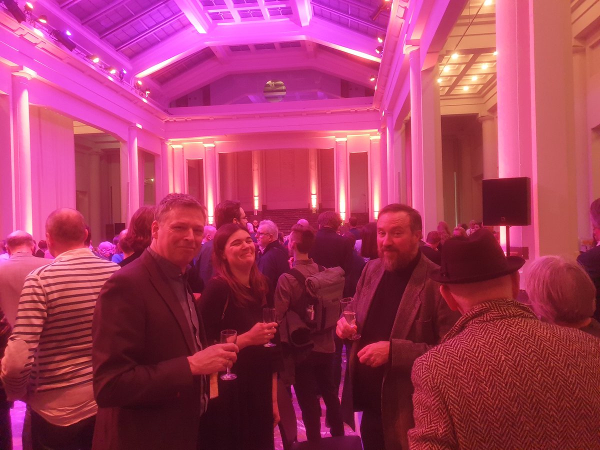 AndriesValcke's tweet photo. #bozar #henrivandeveldeawards in afwachting van onze award al een toost op samenwerking @Mark1vd @stinavanhoof #IXZO!  @GO_onderwijs https://t.co/09w9OBJzTG