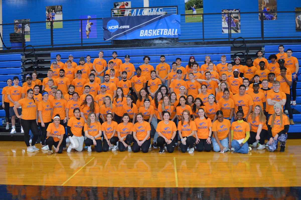Albertus_Sports's tweet photo. Photos from today's #Albertus spring sports teams blessing. Thanks to everyone that helped put this wonderful event together! #FearlessFalcons https://t.co/6m9LWC3qkX