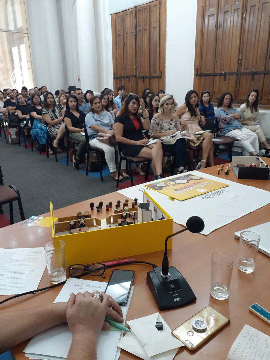 crea_equidad's tweet photo. ¿Quieres revivir el Seminario #JusticiaAmigable para 👧🏽🧒🏽 y adolescentes en Chile, donde participaron @Pa__tty
de @defensorianinez  @VinkaJackson, #NicolasEspejo y @robceledon?
En dicha oportunidad presentamos #Tribunalia #AquiOpinoYo 
Te dejamos el link https://t.co/jBrJ6S0eLP https://t.co/3wzHrdhX0p