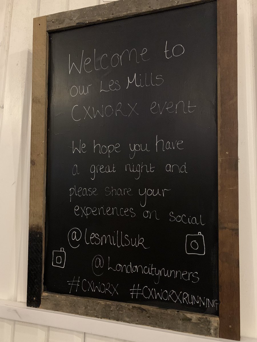lesmillsUK's tweet photo. The stage is set for our #CXWORXRUNNING event at @cityrunnersclub !
Big thanks to all our sponsors for the goody bags!
#CXWORX
#PoweredByScience https://t.co/B0fJDbeOl0