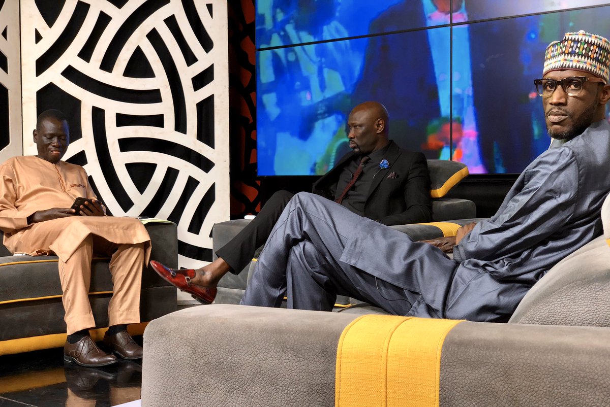 se_mboup's tweet photo. Un aperçu de ce qui se déroule derrière les coulisses avant le début de l'émission Ngonal sur la TFM @GFMofficiel 
#Face2Face
#TFM
#Senegal 
#Debat 
#Emission https://t.co/auWmj0pRjP