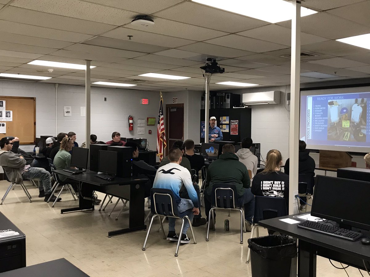 AlainaLancaste4's tweet photo. Thank you Mr. Applegate and Kentucky Welding Institute for providing a great presentation about opportunities for students to pursue high demand careers in Welding. #1wc https://t.co/1MX8YvGfRY