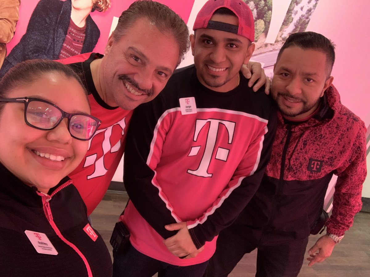 GKoumbiadis's tweet photo. This Broadway team is Amazing! Magenta Gear is looking good! Looking forward in working with this wonderful team! @lpetrone9 @thayesnet https://t.co/x7Viu2sGMy