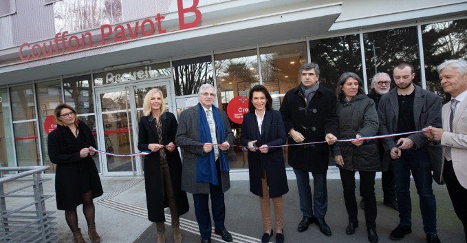 laurentgerault's tweet photo. Avec l’Inauguration de la Cité Universitaire Couffon-Pavot à #Angers ce jour, 100% des Cité’U des @paysdelaloire sont rénovés ��
La Région s’engage Pour :
🔸Le logement des #étudiants
🔸La #transitionénergétique 
Fruits d’un partenariat exemplaire  avec #Crous 
@C_MORANCAIS https://t.co/LH2d0yRp1q