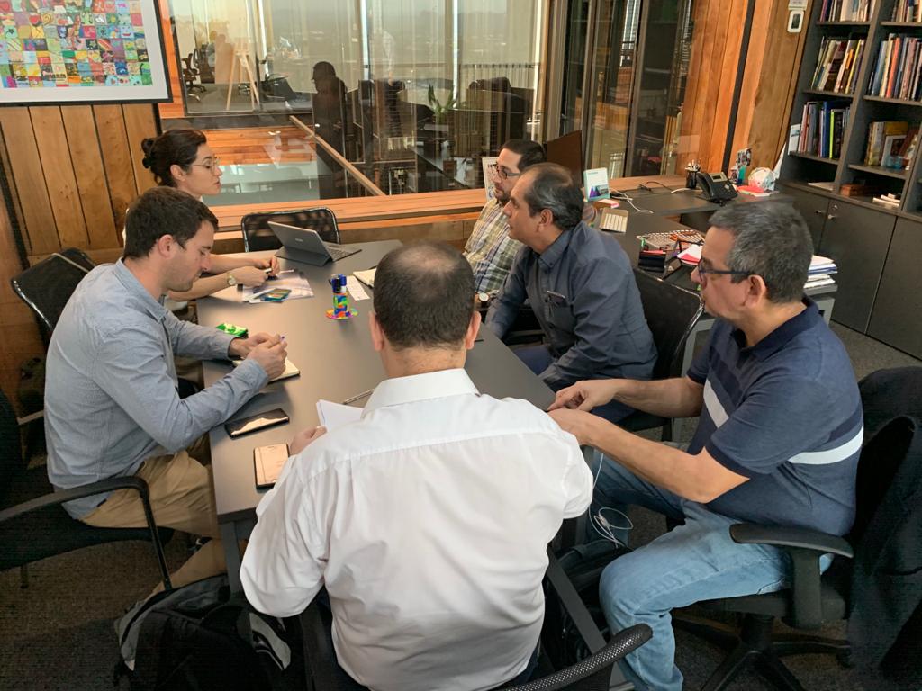 Eurochile_'s tweet photo. 👉Las empresas que integran la misión empresarial Aerospace Valley en visita técnica en el Centro de Innovación UC. 🇪🇺🇨🇱
#AerospaceValley @AerospaceValley #Space2idgo
@permagro @Pleione_Energy @PIXSTART_io @aleriontec https://t.co/lJs0F6TMlN