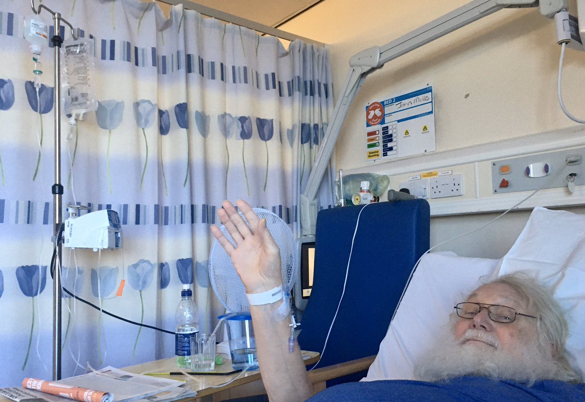 vascuk's tweet photo. Thank you @royalhospital #EMU #PortlandWard for once again looking after me so well this last 5 days! this Tweet is to raise awareness about #Sepsis Lookout for the signs! https://t.co/xpFJyQOHYQ