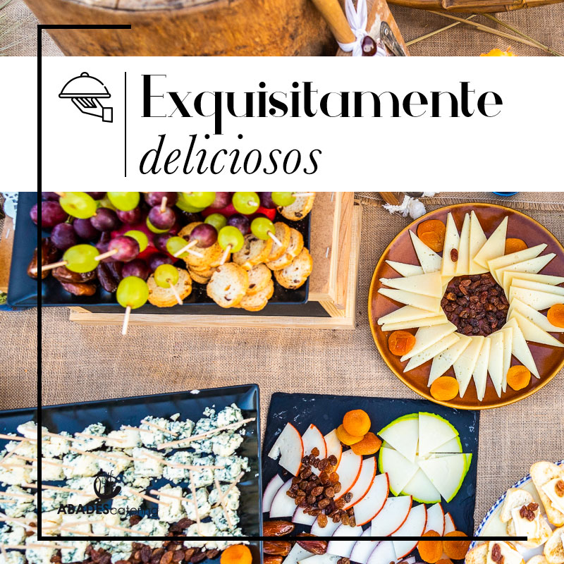 En los eventos de catering uno de los rincones que más visitas tiene, sin duda es el rincón tradicional con productos de nuestra tierra, con quesos, embutidos, montaditos... 🥰🥰 Mira nuestra web para ver más ideas gastronómicas abadescatering.com