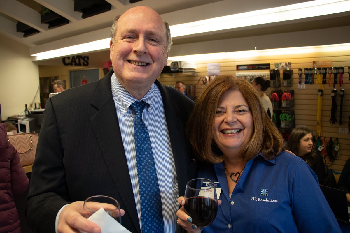 hrccredc's tweet photo. Thank you to everyone who came to our January Business After Hours to help @HRResolutions celebrate their 15th anniversary and thank you to @HumaneHBG for hosting! #VisionaryMembers https://t.co/Ent45Fx2YK