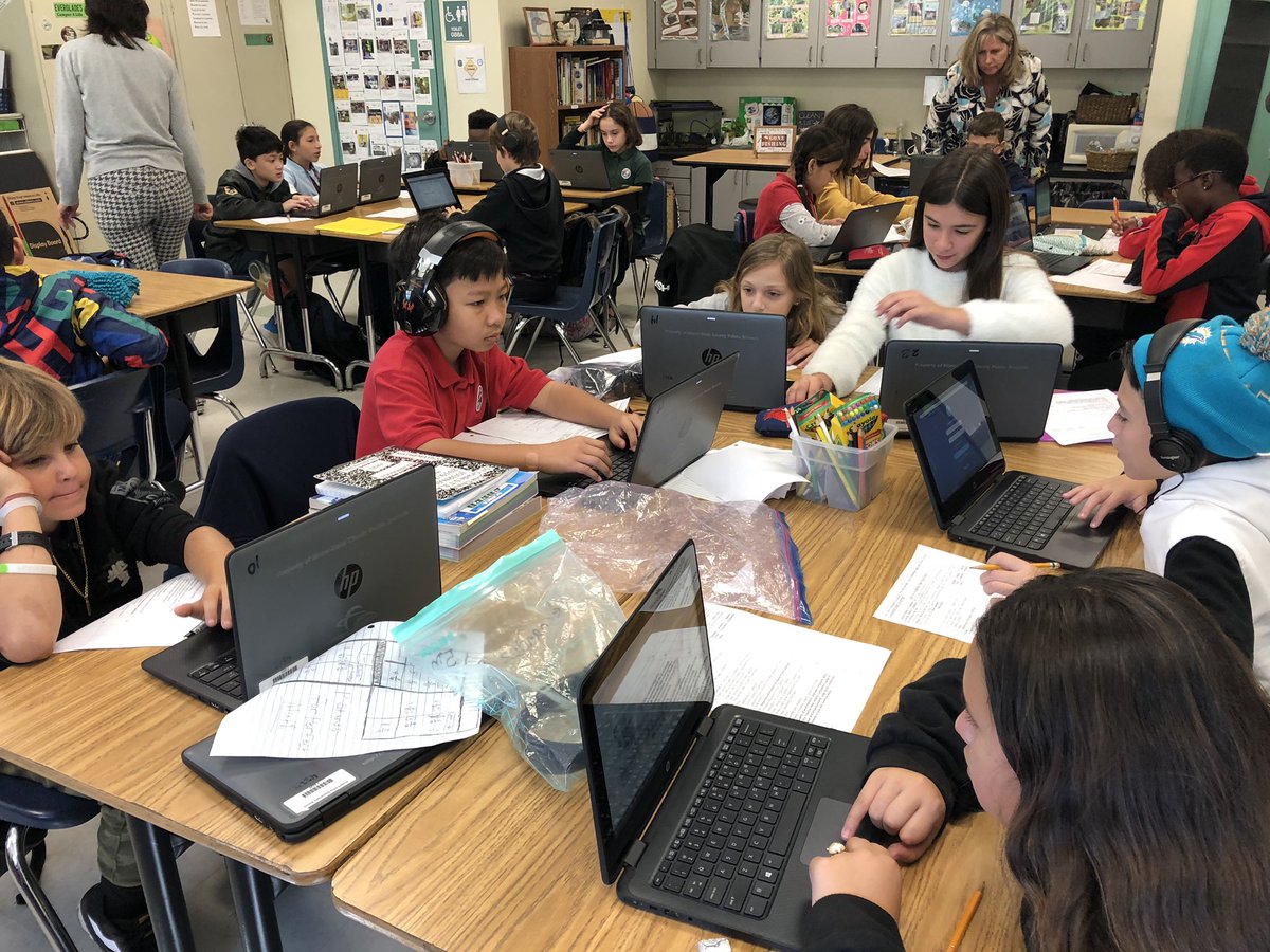 LAUSDSup's tweet photo. Solid educational experience in a caring environment at Howard Drive Elementary School. @MDCPS https://t.co/YTJGOvOXTD