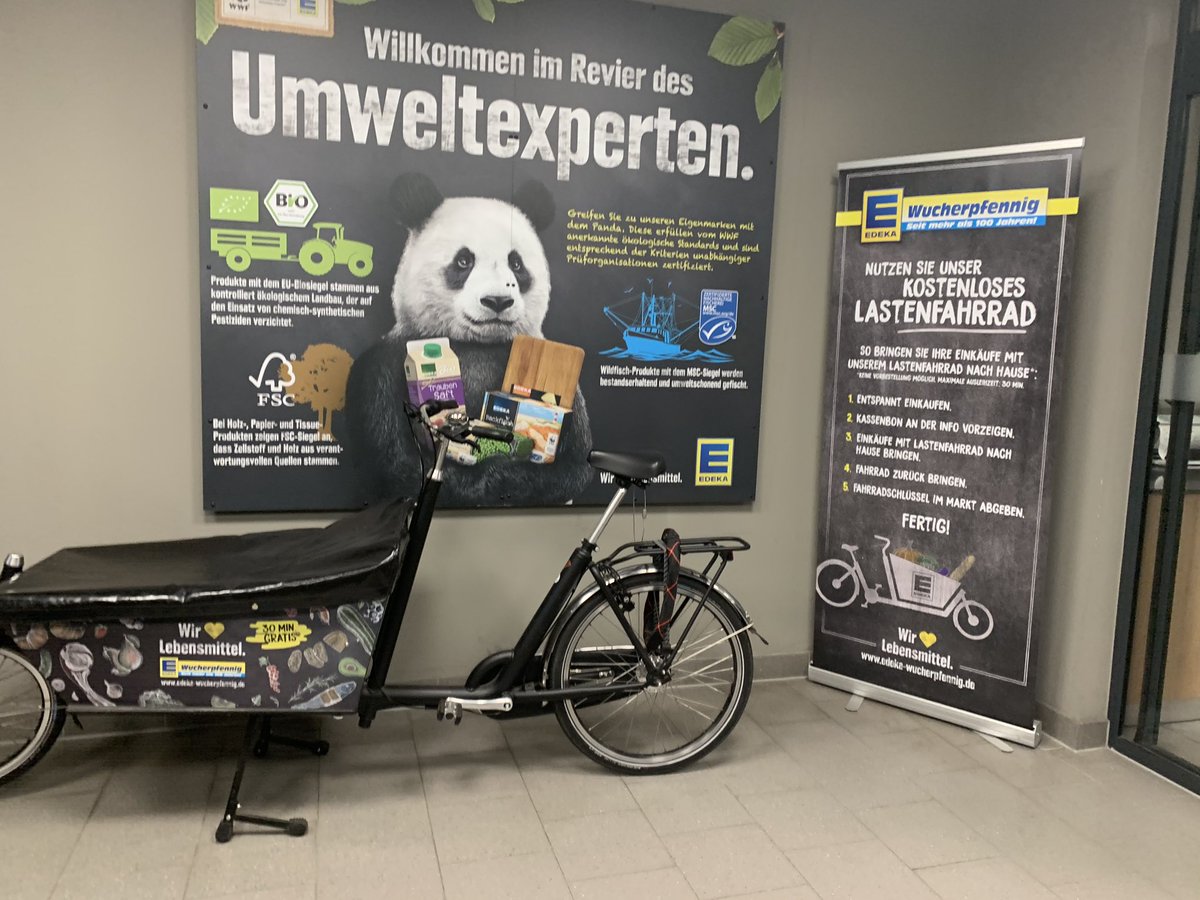 Kostenloses Lastenfahrrad, um Einkäufe nach Hause zu transportieren. Ein schöner Beitrag für den Klimaschutz. 👍
