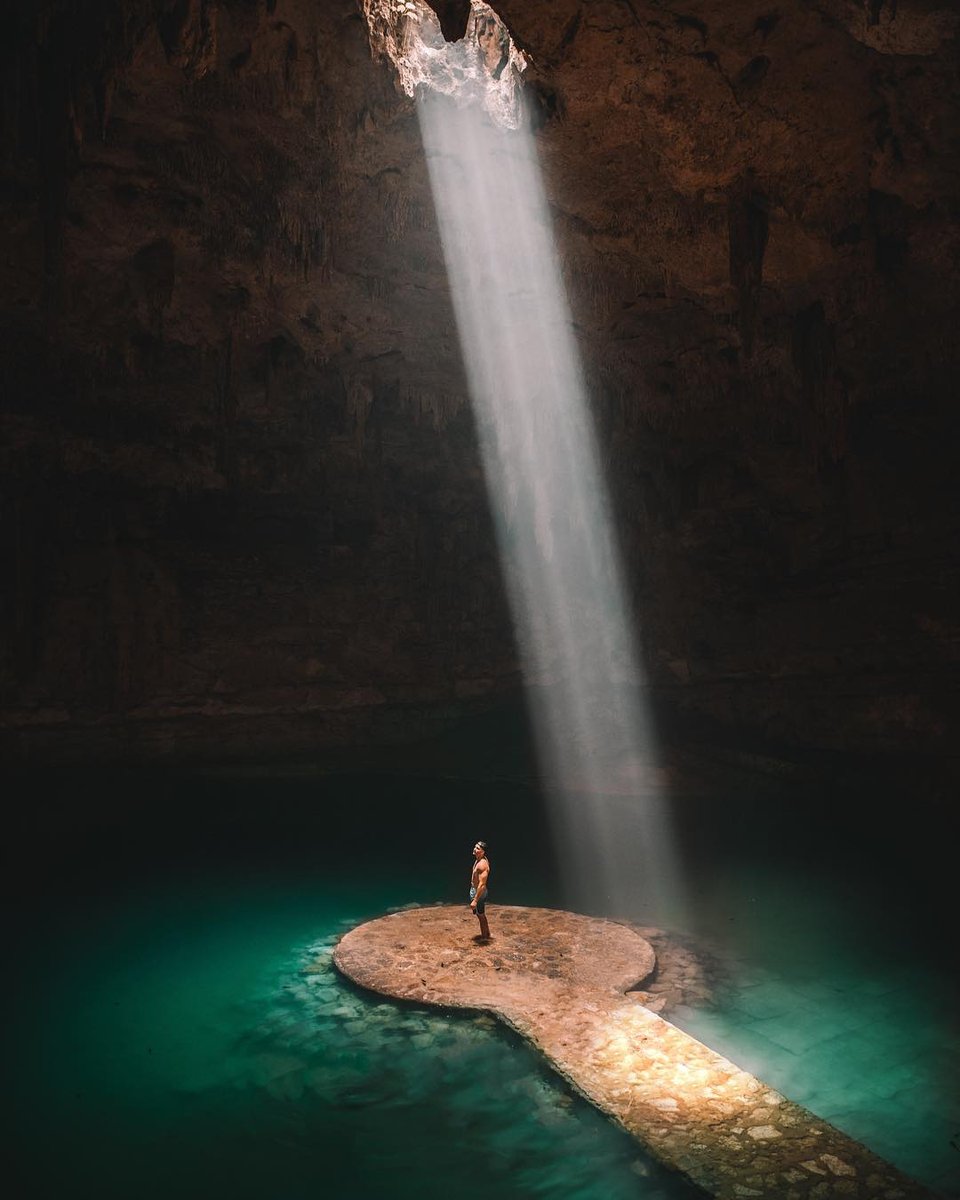 trippentravel's tweet photo. Have you seen holly enlightened this #heavenly secret place?
.
.
for more 👉 https://t.co/j09dKORUDQ
.
#trippentravel
.
#caverndiving #tulummexico #mexico #visitmexico #tulumcaves #tulumcave #secrettrip #secretheaven #backpackersglobe #solotravel #windcollective https://t.co/UeKpFVtTy3