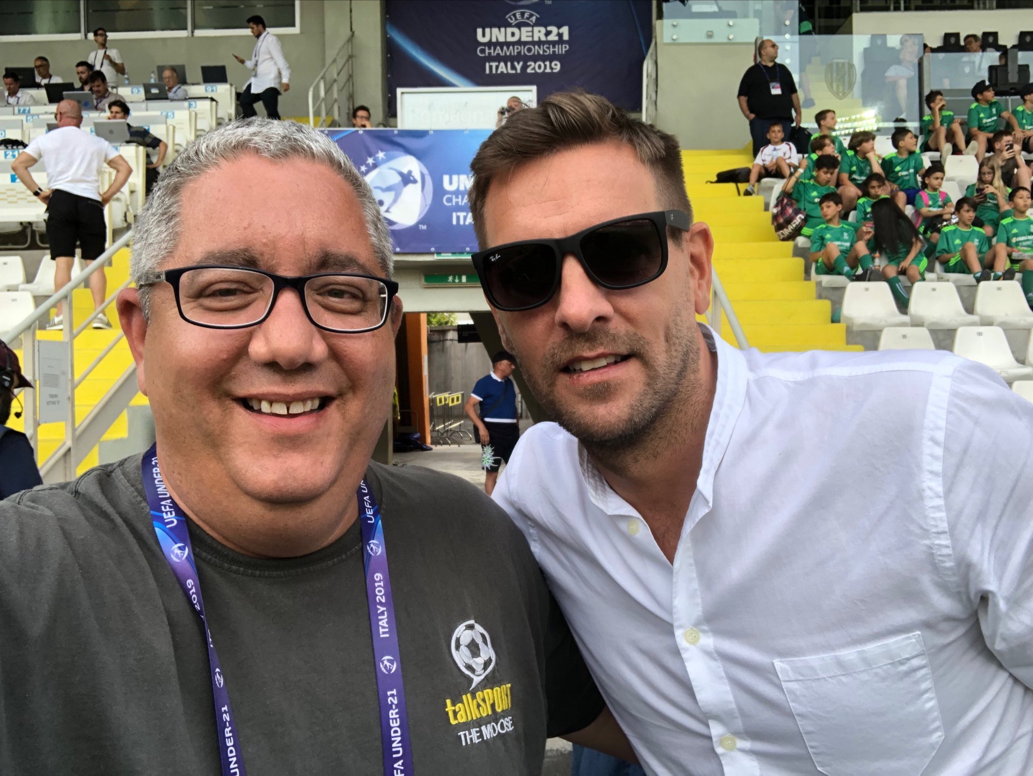 Happy 40th Birthday manager Jonathan Woodgate hope you had a great day my friend 