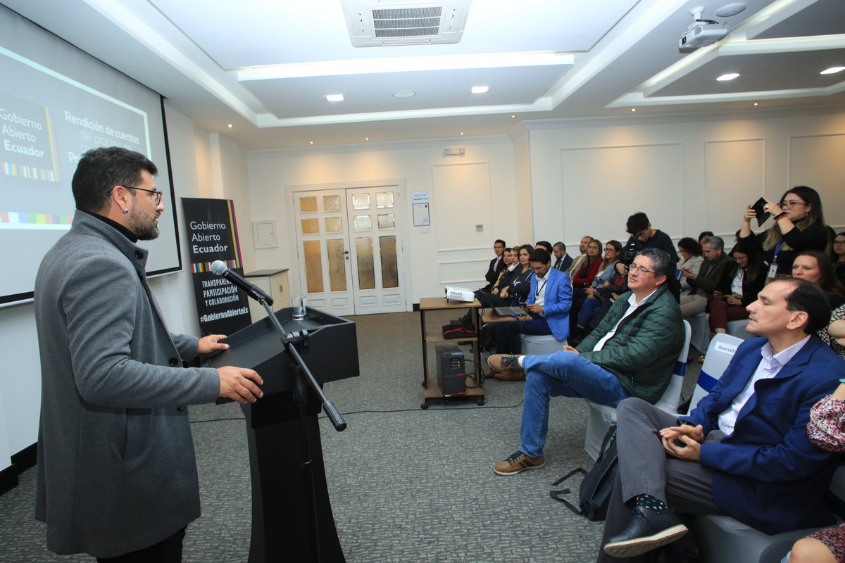 <a href="/danomanzano/">Danilo Manzano</a> <a href="/DialogoDiverso/">Diálogo Diverso</a> <a href="/DDHH_Ec/">Viceministerio de la Mujer y Derechos Humanos</a> <a href="/CecyChaconC/">Cecilia Chacón Castillo</a> <a href="/FundacionEsquel/">Fundación Esquel</a> <a href="/DesafioDerechos/">Fundación Desafío💚</a> <a href="/FCD_Ecuador/">Ciudadanía y Desarrollo</a> <a href="/IAENUniversidad/">IAEN</a> <a href="/utpl/">🎓 UTPL</a> <a href="/DEFENSORIAEC/">Defensoría del Pueblo de Ecuador</a> <a href="/freddcarrion/">Freddy Carrion Intriago</a> <a href="/sebasrobelly/">Sebastián Robelly</a> <a href="/Presidencia_Ec/">Presidencia Ecuador 🇪🇨</a> @PlanificaEcu @GrupoFARO <a href="/fundapi/">Fundapi</a> <a href="/SecretariaEc/">Secretaria Escuela Capacitación</a> <a href="/opengovpart/">Open Government Partnership</a> <a href="/ropavese/">Rosario Pavese 💚</a> <a href="/apmunozg/">Ana Patricia Muñoz</a> <a href="/RhidalgoPC/">Ruth Hidalgo</a> <a href="/edobejar/">Eduardo Bejar</a> <a href="/Telecom_Ec/">Ministerio de Telecomunicaciones Ecuador 🇪🇨</a> <a href="/Produccion_Ecu/">Ministerio de Producción</a> <a href="/uhemisferios/">Universidad Hemisferios</a> "Desde la administración pública #GobiernoAbiertoEc no solo es contar con un Plan y pertenecer a <a href="/opengovpart/">Open Government Partnership</a>, sino es contar con una política de gestión. Es de enorme agrado que este primer Plan de Acción sea una realidad gracias al capital humano", <a href="/ouquillas/">oscar uquillas</a> de <a href="/Presidencia_Ec/">Presidencia Ecuador 🇪🇨</a>