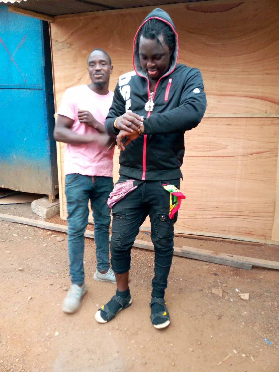 oboymoneydemon's tweet photo. #Chaa @shattawalegh @gyaigyimii @dkbghana I just love my haters too much,dey always inspired me. I say a prayer fi dem like dey do me something..RT if you love your hater ,Like if you wish your hater dead @AtakuraNana #DopeNationWw #ScienceMovement Sameway #SM4LYF #2020AllOUT https://t.co/yaFe5Ihg4w
