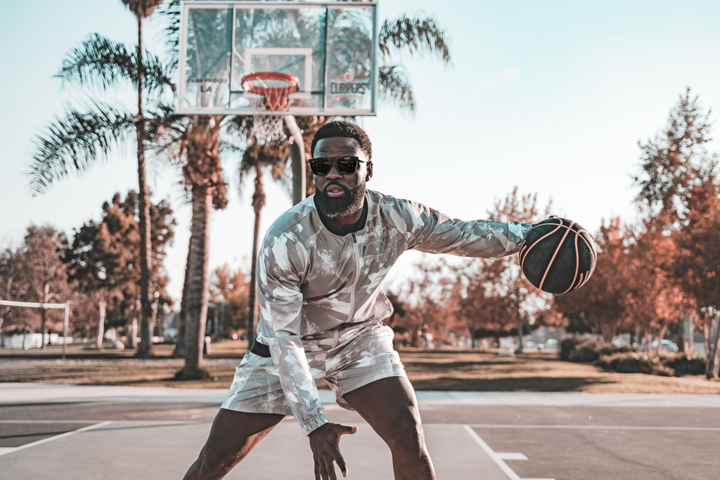 MarsQuest_Inc's tweet image. "HandleLife x MarsQuest" Limited Edition just dropped today!🖤 Link in bio to shop HandleLife Edition, get the story and more details. @handlelife@Dribble2Much⁠
#HANDLELIFE Collection (Carbon Black x Charcoal)⁠