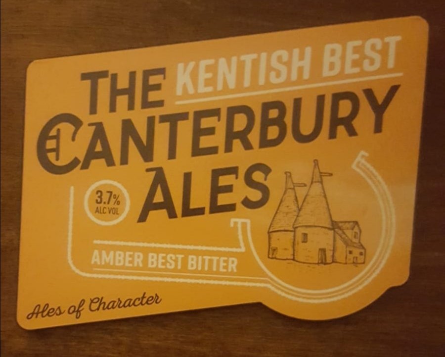 Two lovely traditional Kentish Bitters on this evening by #Gadds &amp; #thecanterburyales

The seasider by gadds is an English Bitter, pale, Amber in colour. Clean &amp; crisp bitter using goldings &amp; fuggles hops.

#Margate #Broadstairs #Ramsgate #Thanet #Canterbury #Kent #Kentcoast