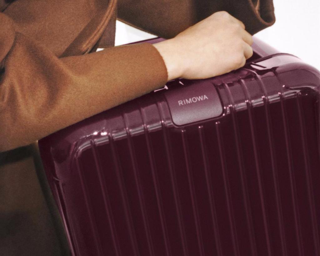 purple rimowa