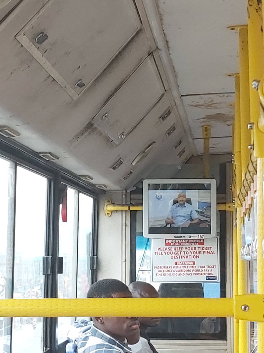 Dareshitta's tweet photo. These pictures were taken today inside a BRT bus I boarded from TBS to Ikorodu. Many more Blue BRT buses are like this. Cc @jidesanwoolu @followlasg @PrimeroTSL @lindaikeji @PulseNigeria247 @Gidi_Traffic @channelstv @KraksTV @DONJAZZY @LAGOSGMT1 @nuasa1 #cleanlagos https://t.co/yqxTvXdsFP