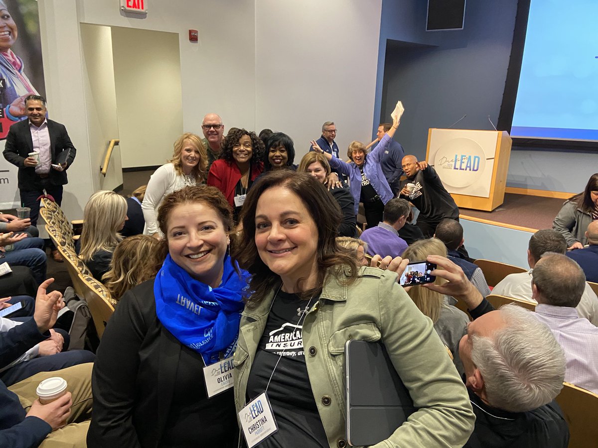Oly1002's tweet photo. First Timers @Oly1002 and @chrissyparrott feeling the love at #DreamLead #OneAmFam @AmFamJack @jankittoe @telisayancy https://t.co/7uWic7Ae6o