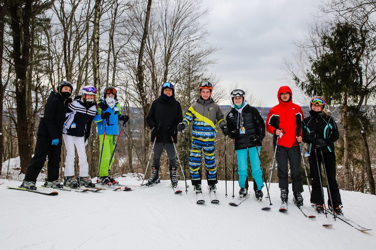cburyNews's tweet photo. The Outing Club organized a ski trip to Mohawk Mountain this weekend ⛷ Saturday’s fresh snow made sure everyone had a blast on the slopes! 🎿 ❄️ #getoutdoors #outingclub #skitrip #cburysaints https://t.co/ih0AOxHjmc