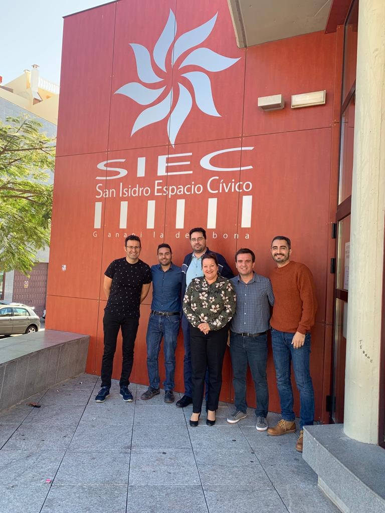 La Concejalía de Juventud de <a href="/granadillaabona/">Granadilla de Abona</a>, <a href="/ieselmedano/">IES EL MÉDANO</a>, <a href="/IESGranadillaAb/">IESGranadillaDeAbona</a> e <a href="/iesloscardones/">IES Los Cardones Erasmus Plus</a> se integran en el #LaboratorioINfuture de @INtechTenerife y se suman al torneo regional <a href="/FLLCanarias/">FLL Canarias</a> aportando facilitadores y vivir el torneo desde dentro.
¡¡Muchísmas gracias!! 👏👏