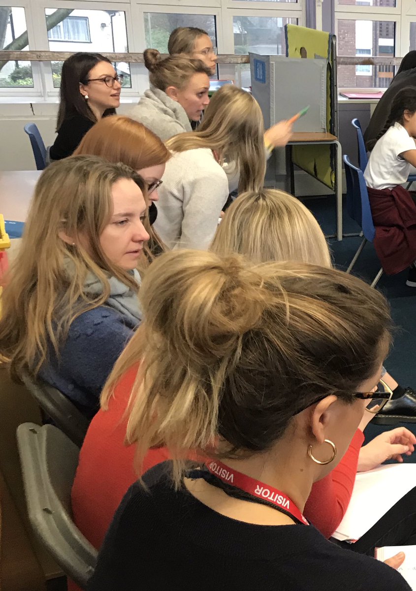 AshtonNashton's tweet image. A wonderful example of LA school to school support this morning: Mastery Specialist Teacher @howland_james provides a gallery lesson and training on bar modelling for our ‘New to Year 6’ network teachers. #masteryinaction @WandsworthCPD @heathmereschool @lsw_hub