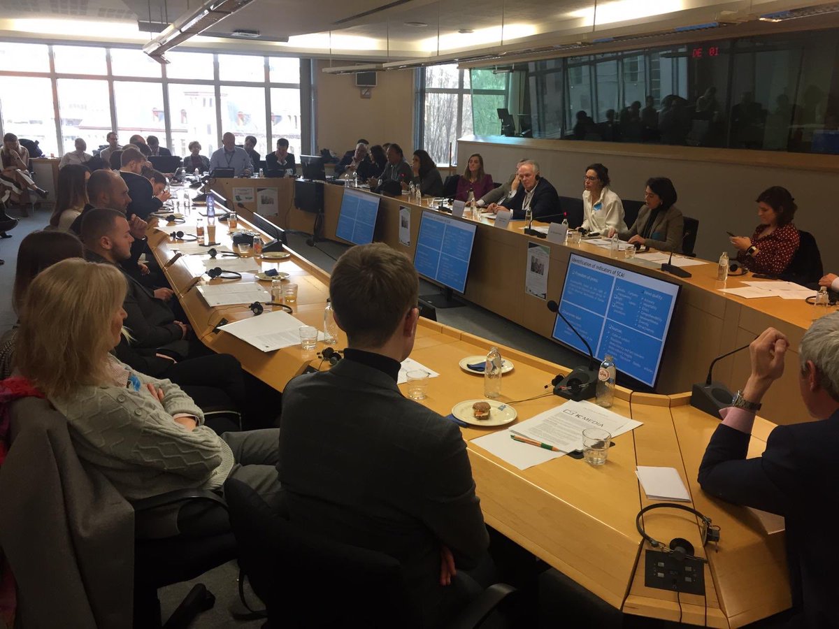 Nuestra jornada europea ha tenido dos objetivos principales: presentar el proyecto cofinanciado por Erasmus + SCAI y avanzar hacia la creación de una etiqueta de confianza europea para el Contenido audiovisual multimedia <a href="/Europarl_ES/">Parlamento Europeo en España</a> <a href="/EUErasmusPlus/">Erasmus+</a>