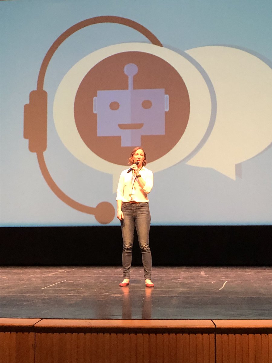 LizMcKeown854's tweet photo. @sfigas01 #PremiumC2 #C2Excellence and #GCDigital #GCNumerique awesome pitch by team #1 #agrit https://t.co/cd6Qw2sGz9