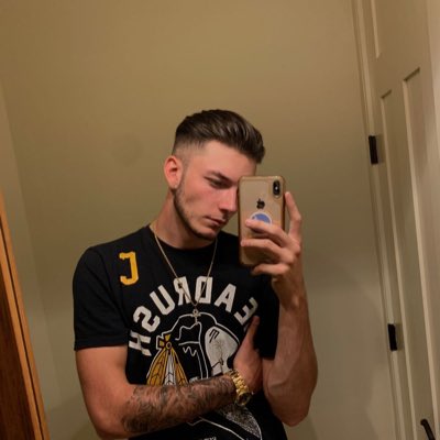 GRAPHlNG's tweet photo. #NewProfilePic https://t.co/z6DyCyZ30C