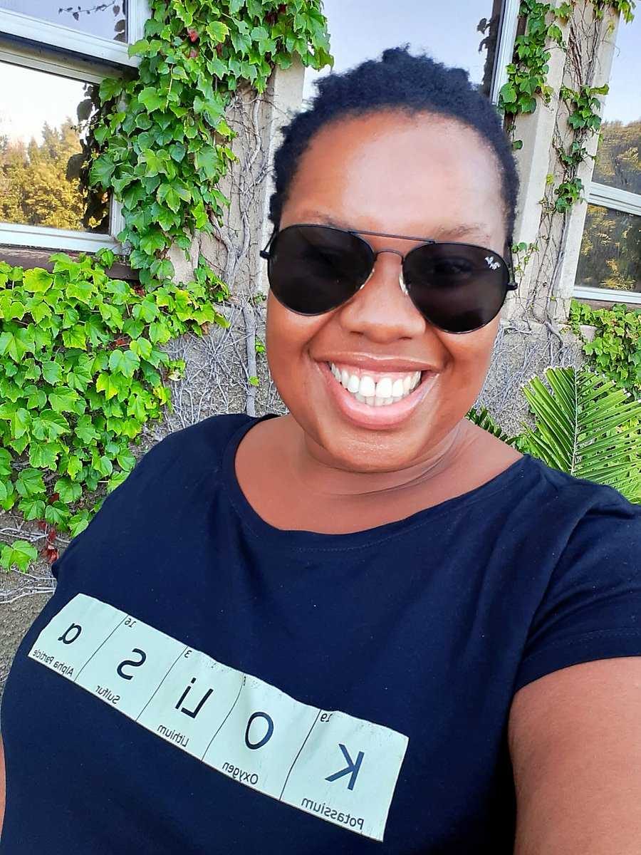 Kolie_Yola's tweet photo. STEM babe! #PhDLife #MthathaBoffin #WomenInSTEM #WomenInScienceHub #ThisIsWhatAScientistLookLike https://t.co/SCaGFP0zRJ