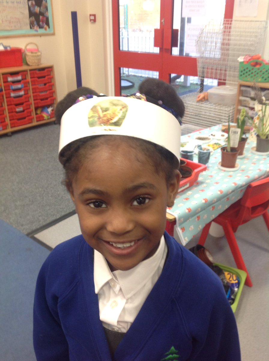 FirbeckPrimary's tweet photo. Year 1 had fun doing some drama. They retold the story of King of the Wood and wore hats for the characters.
#activelearning #actingisfun #workhardbekind https://t.co/jan022IQZU