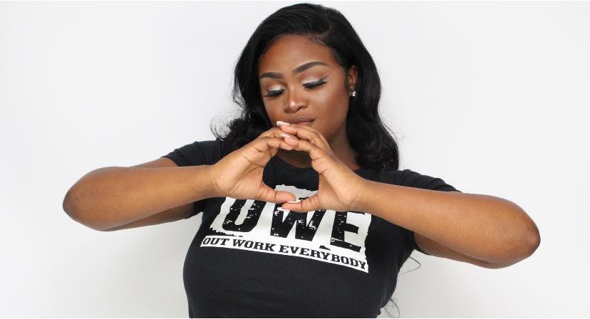 OWEwearFlip's tweet photo. 1st lady OWE records ๐ต๐ถ #OWErecords #TeeTee #EricaP @SeymoreTeerica https://t.co/D6dLjTuJSv