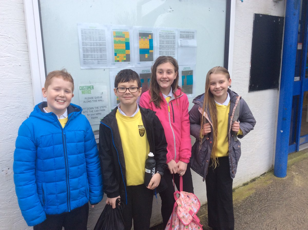 sandyacademy's tweet photo. Year 5 and 6 have had a lovely morning out at the Mid Cornwall Schools Network Swimming Development Gala. https://t.co/cB383dYGHN