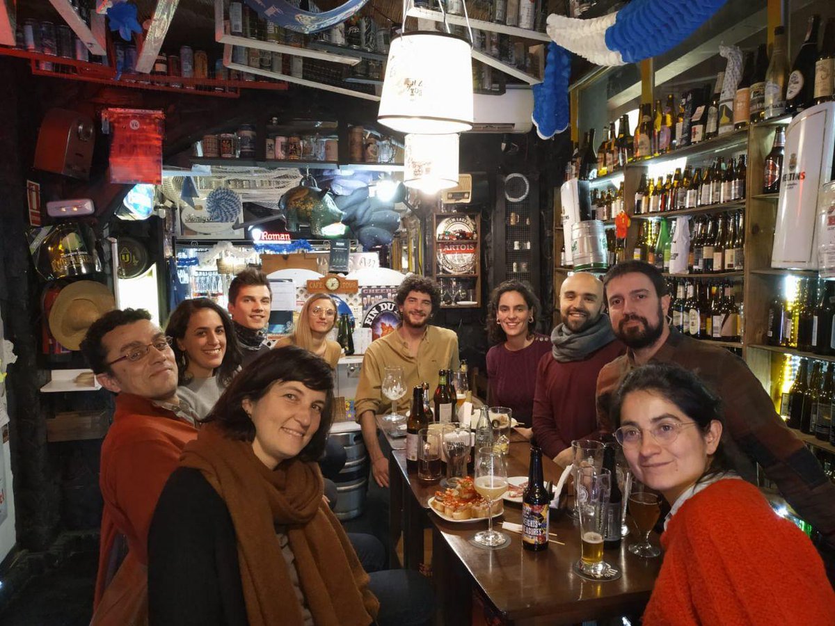 trazaconsultora's tweet photo. Este 2020 seguimos colaborando con profesionales que nos complementan en lo laboral y con quienes disfrutamos en el día a día  ¡y eso hay que celebrarlo! 
#archipielago #improvistos #equipo https://t.co/aWC2aoDB5X