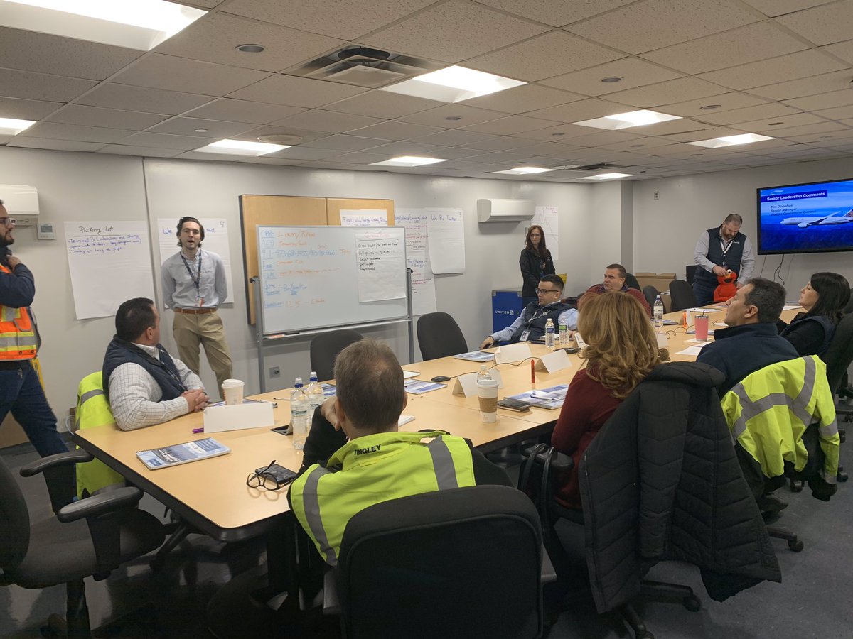 Thankful to have the support of our senior leaders to inspire our new leaders to move our safety culture forward with EWR Together. Thanks @Nkopic66 and Tim Donohue! @EWRmike @jeff_riedel160 @susannesworld