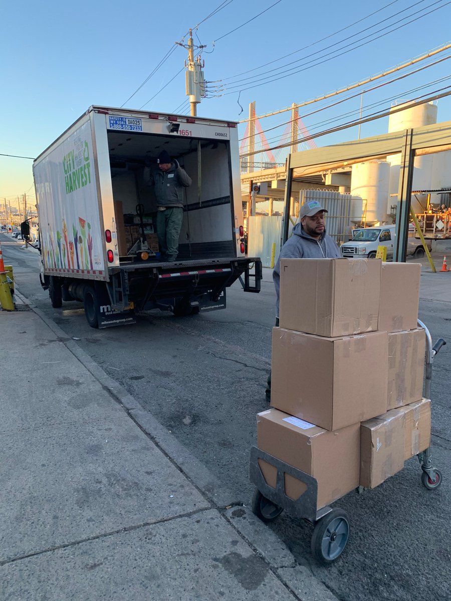 AwiscoWelding's tweet photo. AWISCO’s donation boxes were picked up by @CityHarvest
 this morning. Thank you to all who donated and helped in providing food and goods to those in need! 💌 https://t.co/McAEFcWAbd