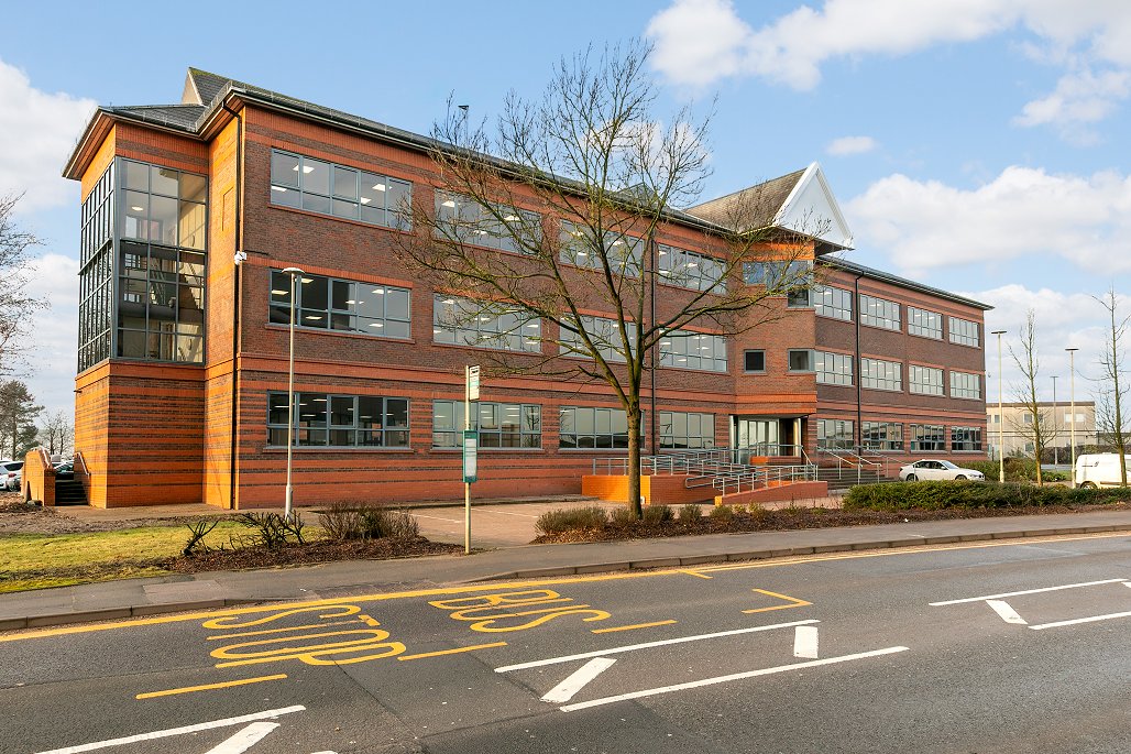 Hampton Brook tweet media