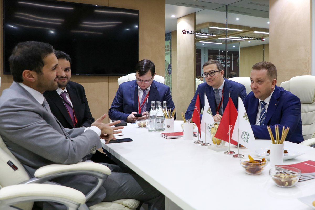 Roscongress and IPAQ CEOs Discuss Russian-Qatari Initiatives at Russia House in Davos

Read more: houserussia.com/en/news/roscon…

#RussianHouseDavos #Roscongress