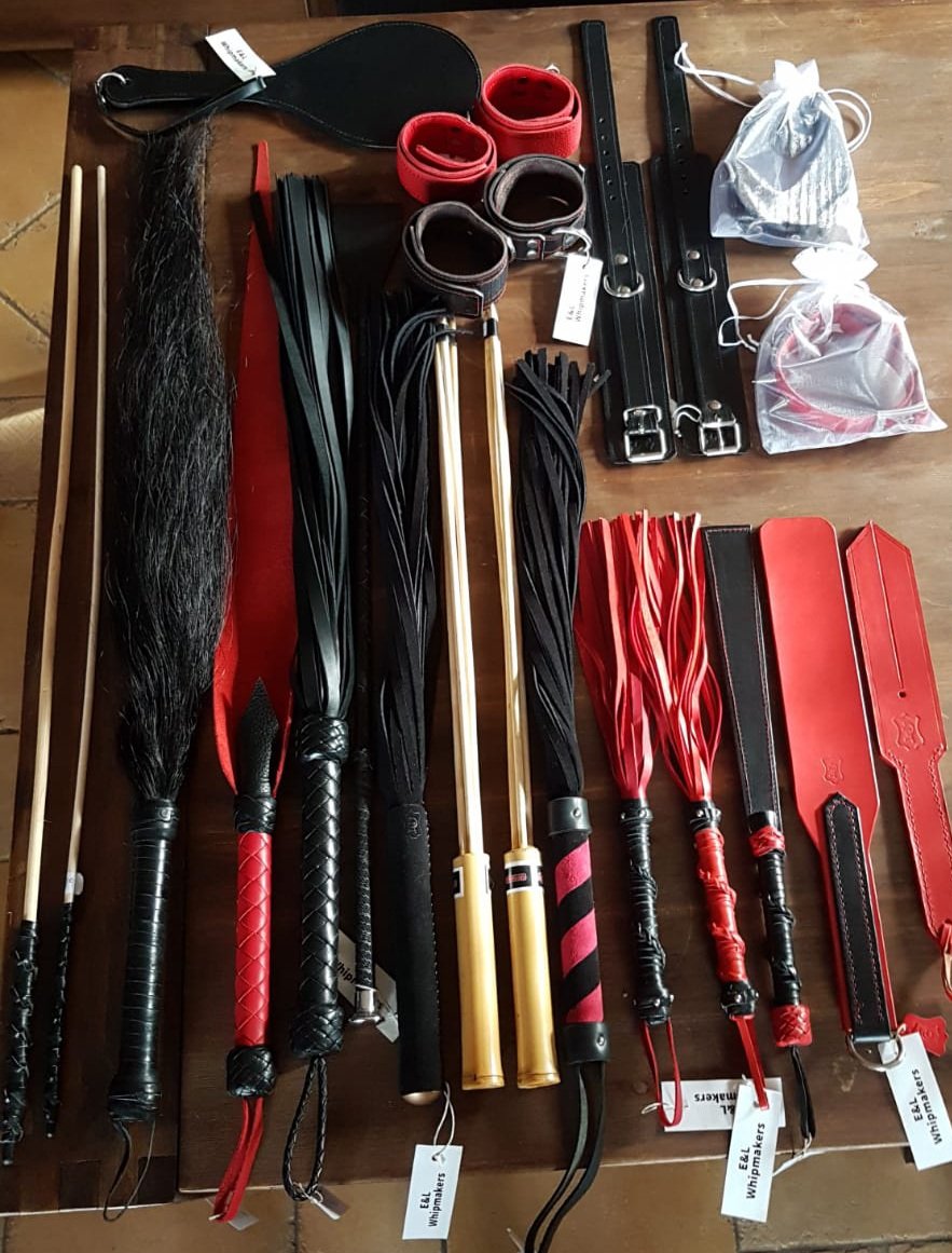 DomroomClub's tweet photo. Comenzamos a equipar y acondicionar nuestro Club en #Bilbao
Como siempre los accesorios en piel son de @EyLWhipmakers

Ya tenemos artillería
Estaros atentos a la próxima inauguración!

@StudioBdsm
@BdsmHoyMagazine
@FemdomVip
@DominasEspana
@FemocracySpain
@BDSMEvents
@eventosBDSM https://t.co/qEsVqKlqrd