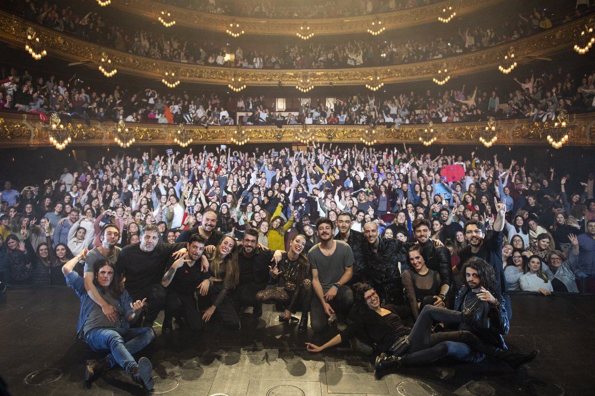 ClippersMusic's tweet photo. #FinDeGiraImaginBank
16 conciertos 💥
16 ciudades 💥
16 momentos inolvidables 💥

Gracias a todxs los que habéis acompañado a @cepedaoficial y @anaguerra en este emocionante viaje 🚀
La #giraimaginBank finalizó anoche con un #SoldOut en el @Liceu_cat ✨

📸 Albert Bonsfills https://t.co/ga2blEsmCW