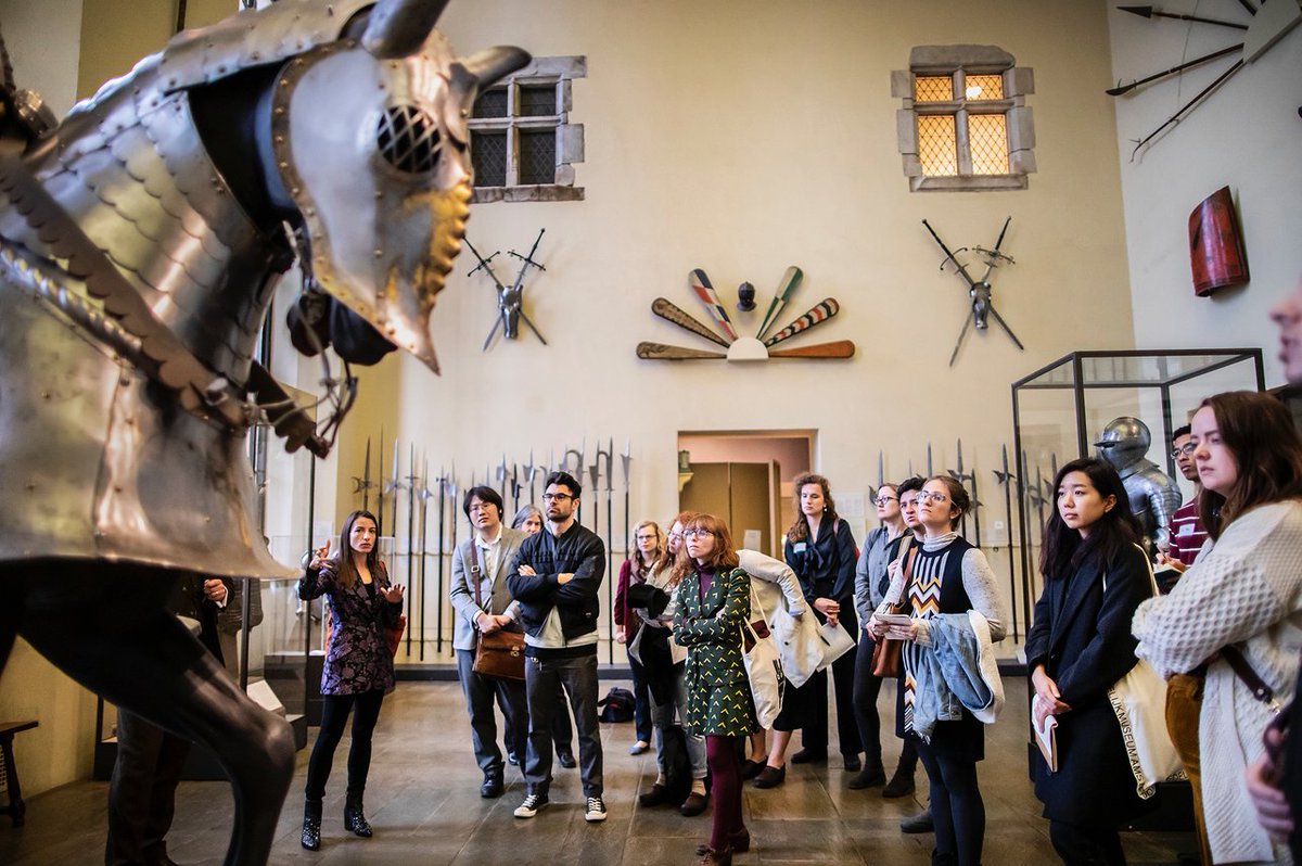 PennArtHistory (@pennarthistory) on Twitter photo "Outside the classroom, students step inside the galleries
in an object-based learning class. Penn history of art students closely examine the Philadelphia Museum of Art collection." Penn Today | Louisa Shepard: penntoday.upenn.edu/news/outside-c… Photographs by Eric Sucar. "Outside the classroom, students step inside the galleries
in an object-based learning class. Penn history of art students closely examine the Philadelphia Museum of Art collection." Penn Today | Louisa Shepard: penntoday.upenn.edu/news/outside-c… Photographs by Eric Sucar.